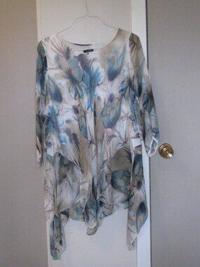 Coco Bella Italy Beige and Turquoise Silk Blend Tunic
